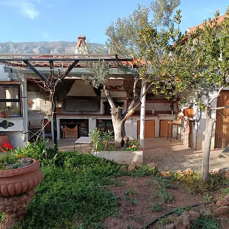 Stef Panorama House